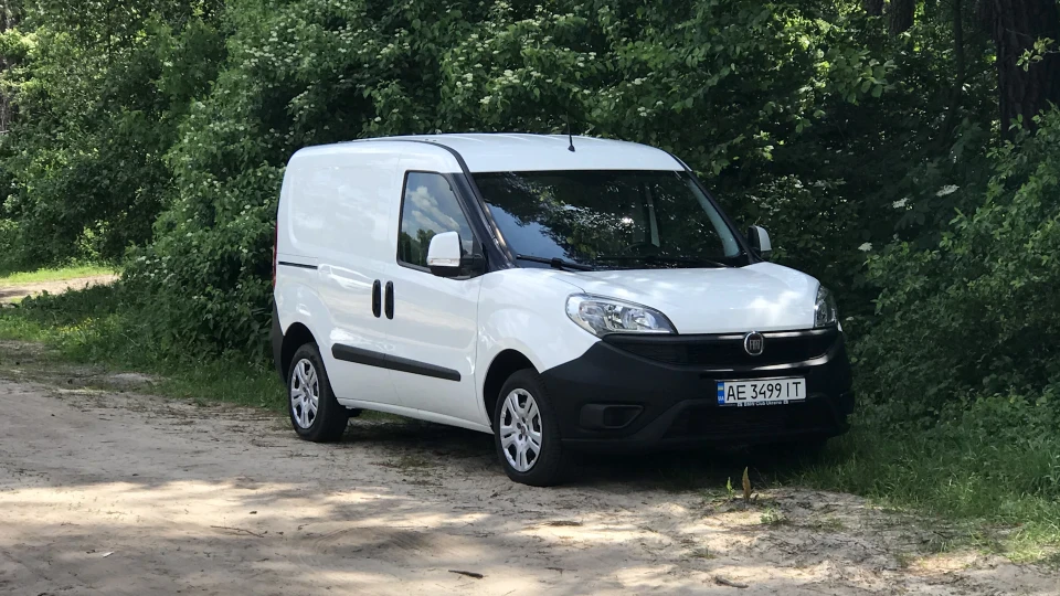 FIAT Doblo Бізнесмен) 4