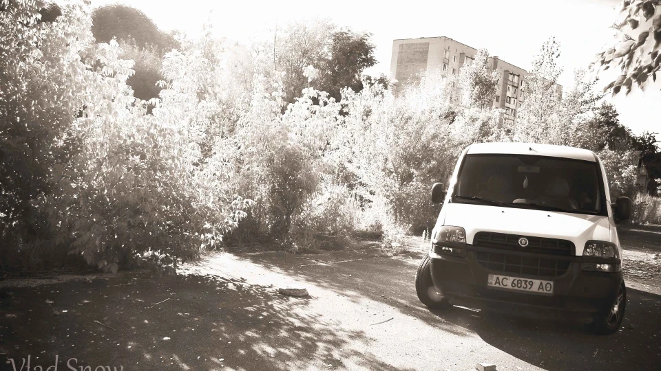 FIAT Doblo BLACK&WHITE 2