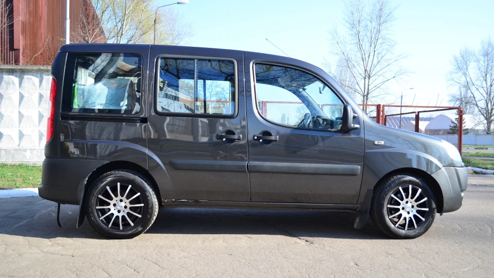 FIAT Doblo D 1.3 MultiJet 4