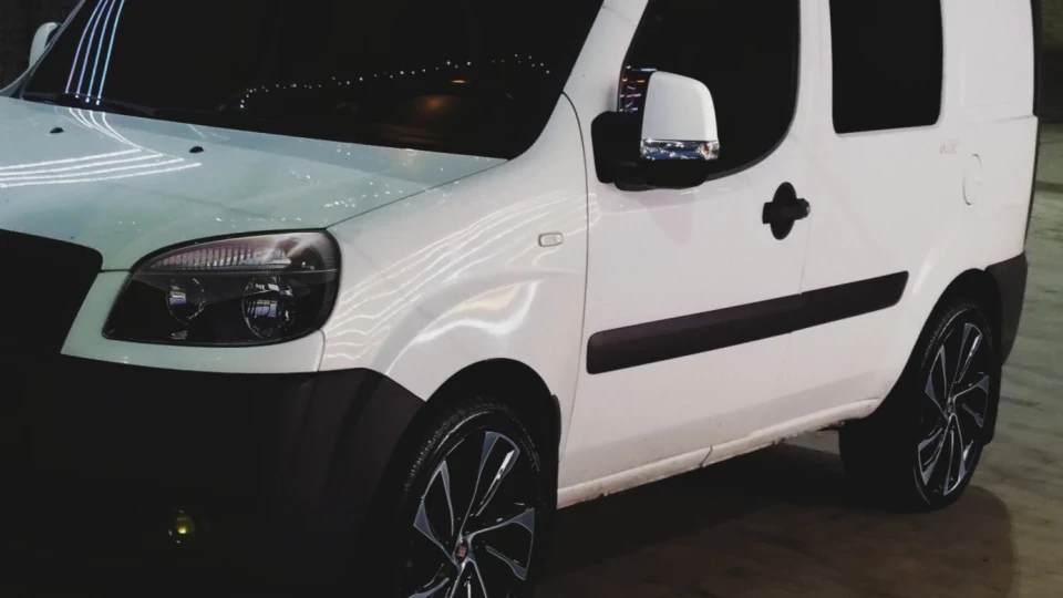 FIAT Doblo eb 5