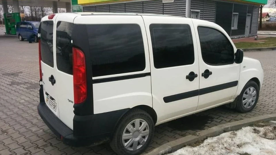 FIAT Doblo Економний Пиріжок 2