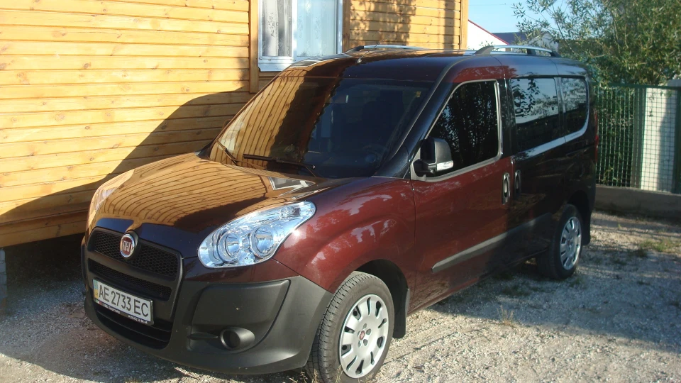 FIAT Doblo металік