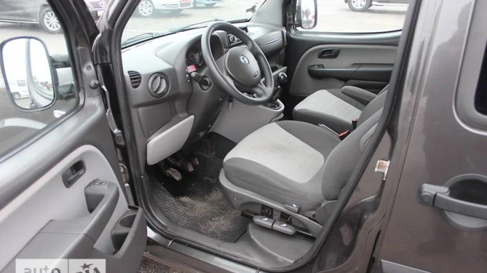 FIAT Doblo Оригінальний пасажир 7 4