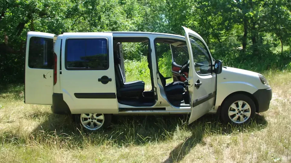 FIAT Doblo Panorama 4