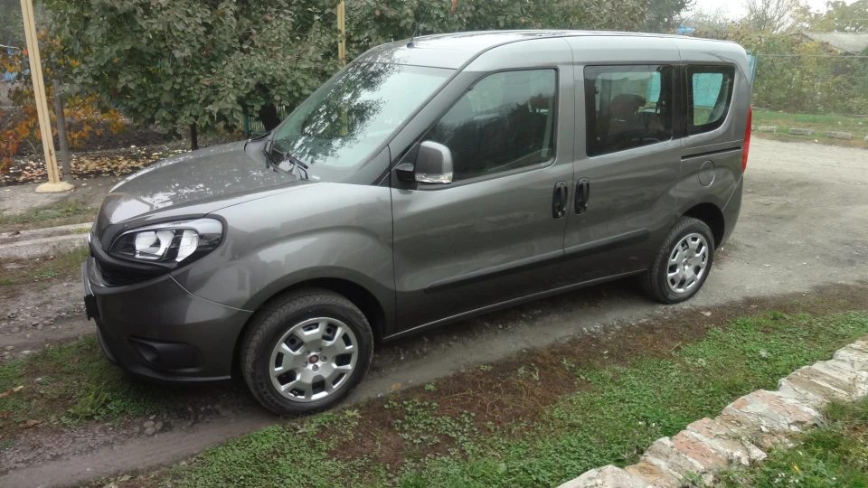 FIAT Doblo Сірий Доблік