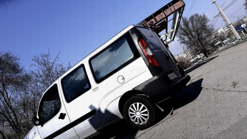 FIAT Doblo Сірий сарайчик 4