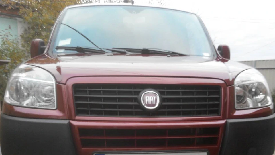 FIAT Doblo Вишневий 1,4 Panorama