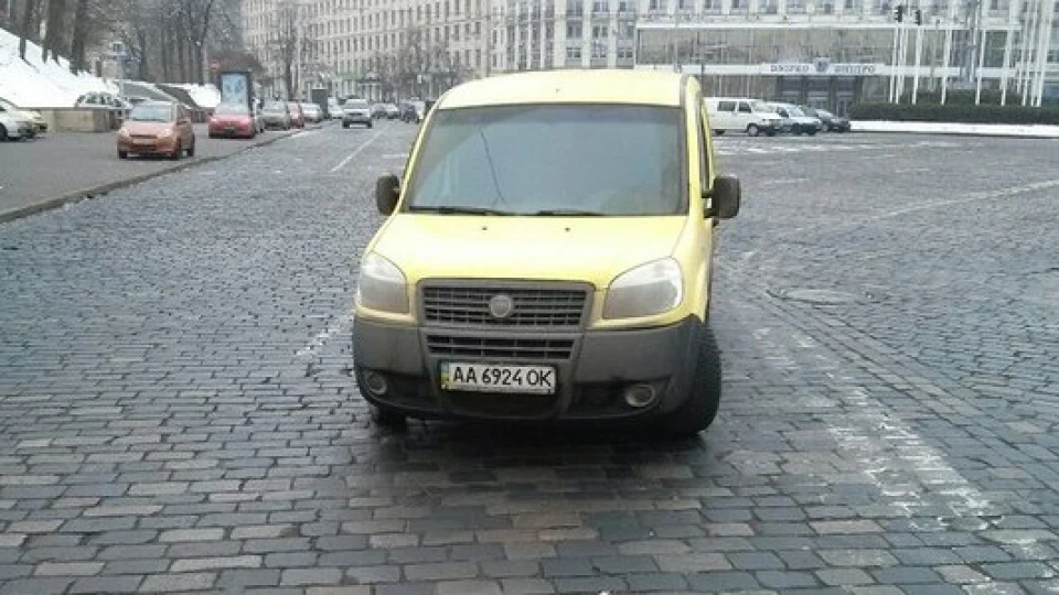 FIAT Doblo Жовток! 3