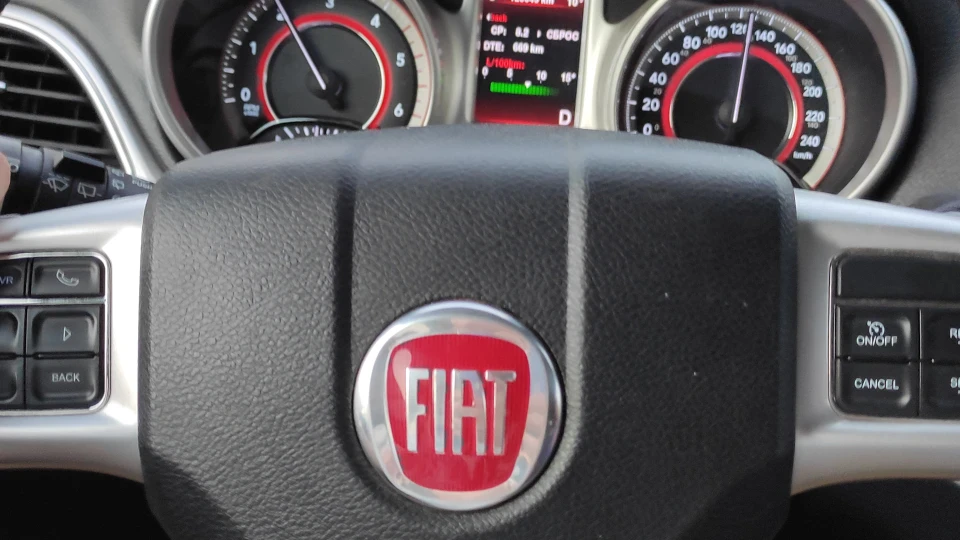 FIAT Freemont Несподівано червона мрія 3