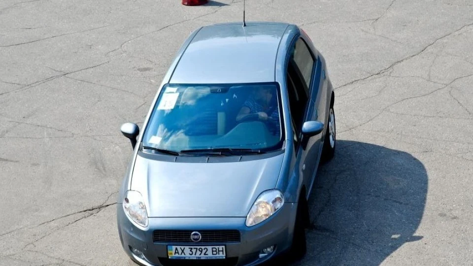 FIAT Grande Punto Бездоганно Сірий 2