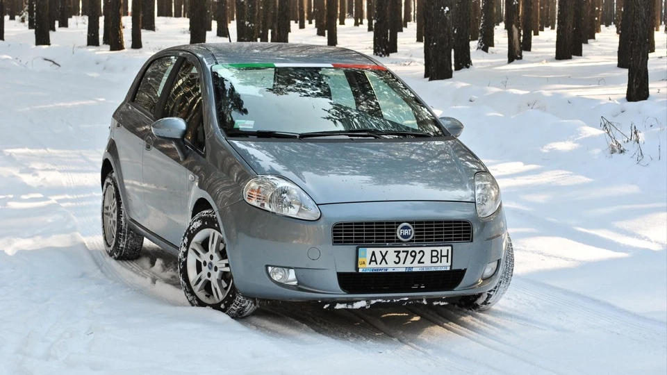 FIAT Grande Punto Бездоганно Сірий 4