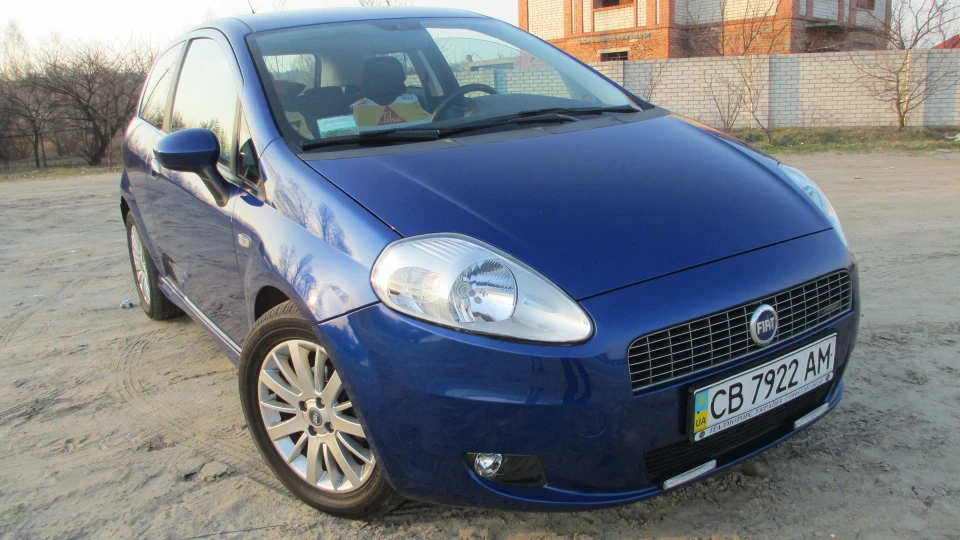FIAT Grande Punto Італія)) 3