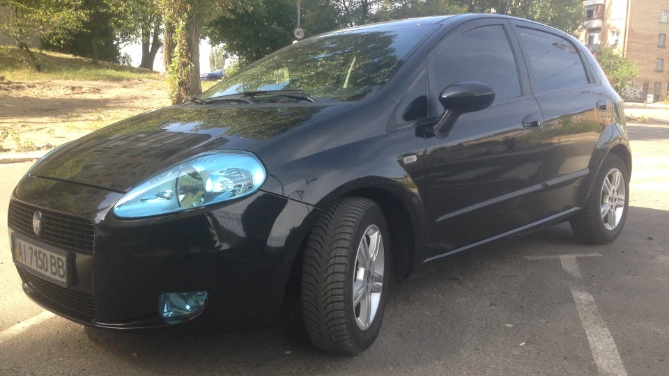 FIAT Grande Punto MuZикальна скринька 3