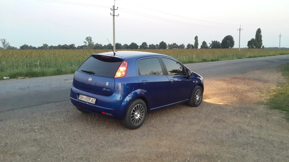 FIAT Grande Punto Шпунтік 3