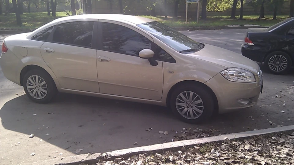 FIAT Linea 1.3 турбодизель (розбив)