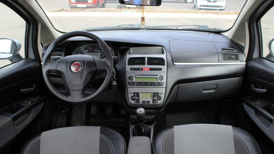 FIAT Linea 323 199A3000 1.3Multijet 3