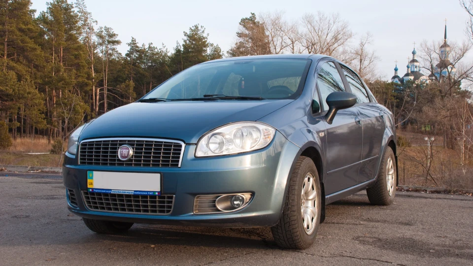 FIAT Linea Life is easy 5