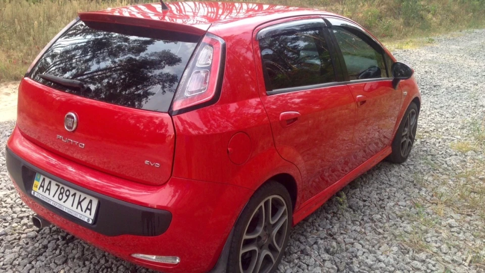 FIAT Punto Evo 1.4 Multiair Turbo FAN 3