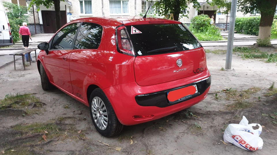 FIAT Punto Evo Маленький MASERATI 1.2 2