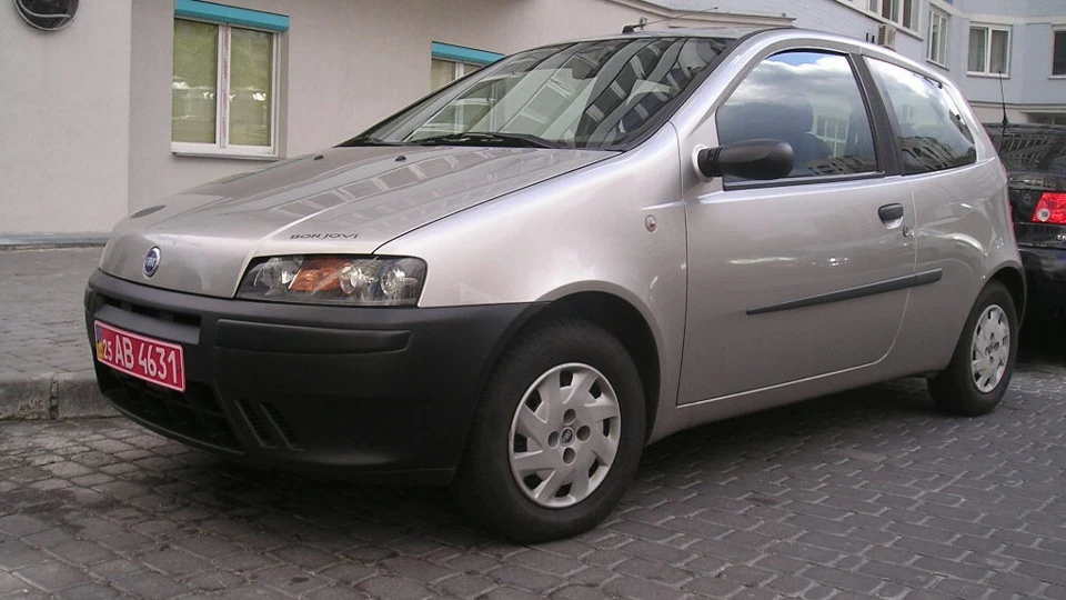 FIAT Punto 1.2 8V (3D)