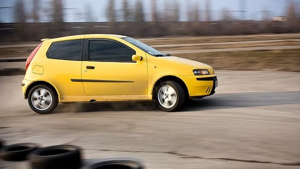 FIAT Punto HGT 2