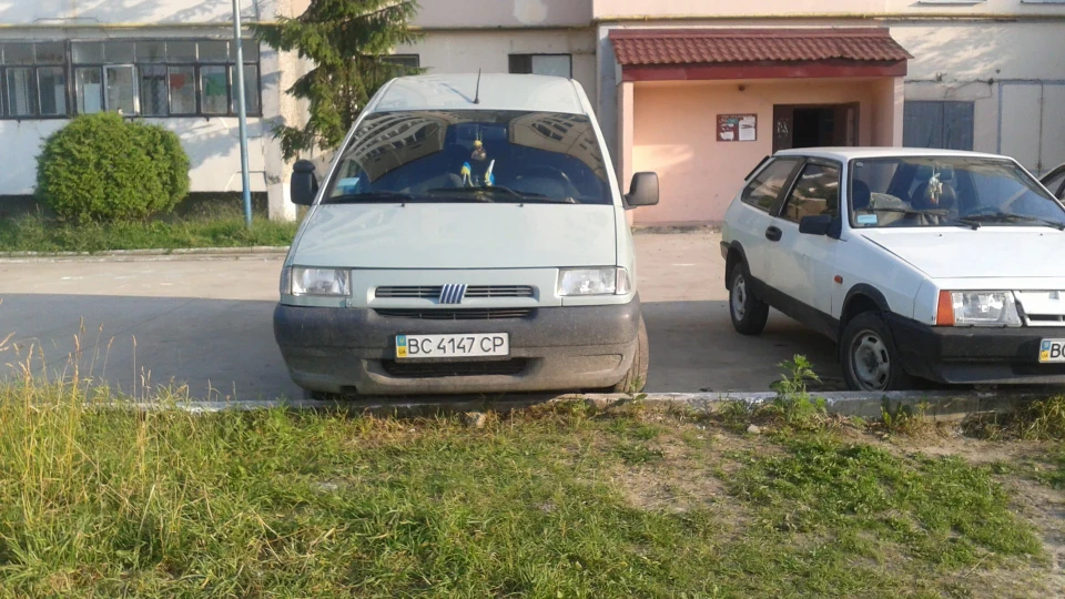 FIAT Scudo 1.9 Турбо 4
