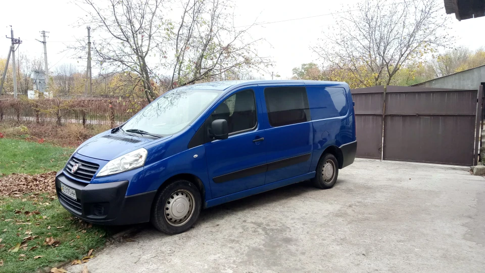FIAT Scudo Синій Пилосос
