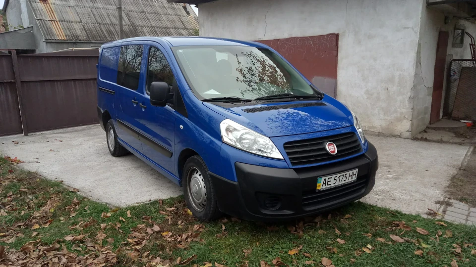 FIAT Scudo Синій Пилосос 2