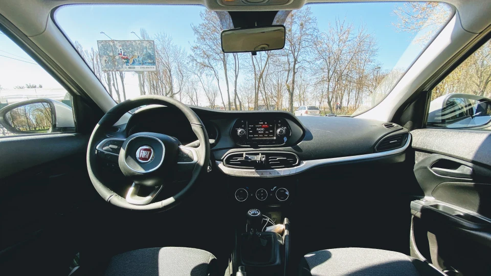 FIAT Tipo (2015) Сірий металік 2