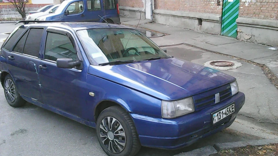 FIAT Tipo синій кірчик 1.6 3