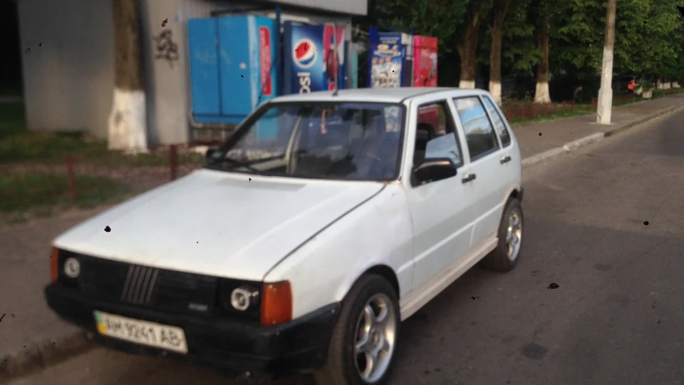 FIAT Uno 3