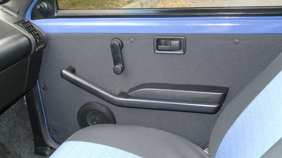 FIAT Uno 4