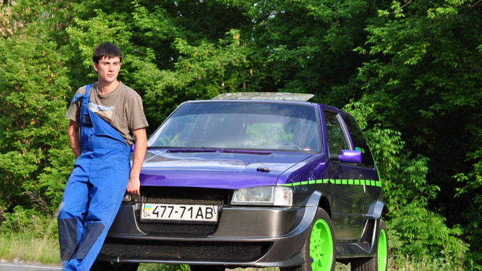 FIAT Uno 1.3 турбо 3