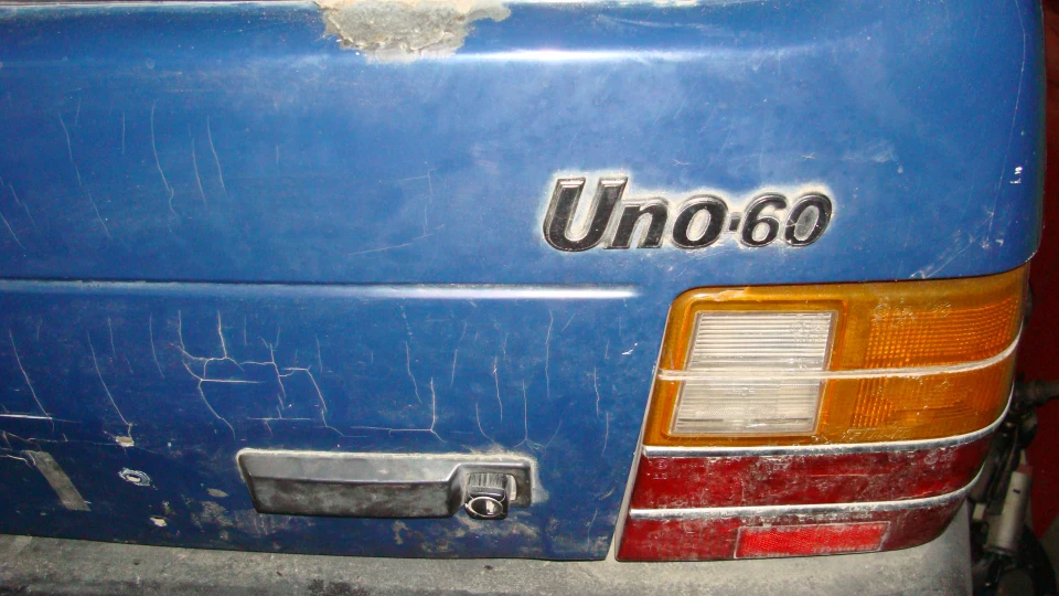 FIAT Uno 1.5ie 2