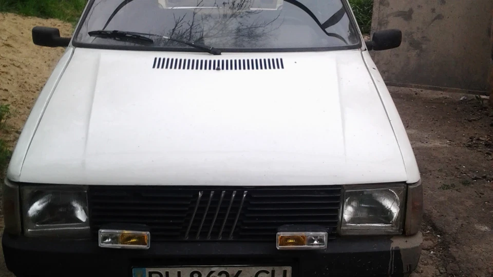 FIAT Uno Car Weekend