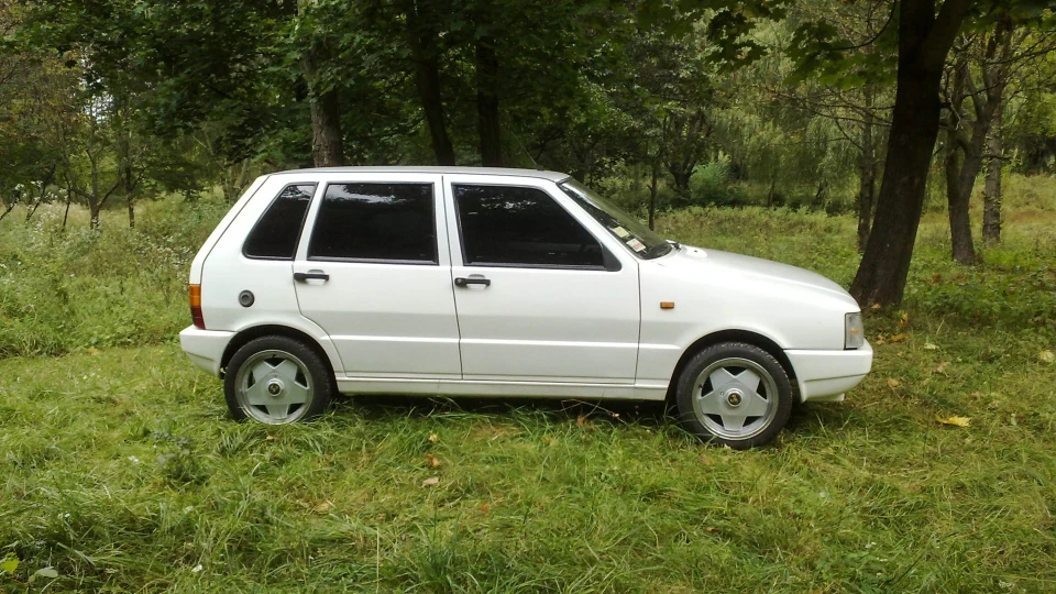 FIAT Uno Музична скринька 2