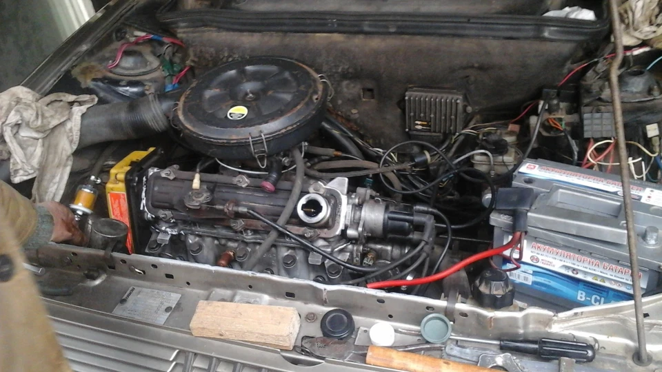FIAT Uno оливковий металік 3