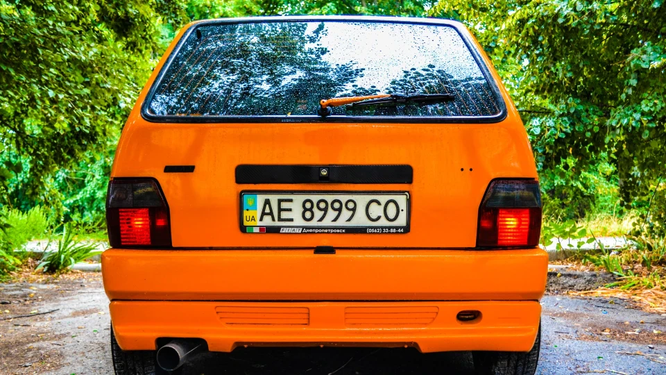FIAT Uno "TurbOrangE" 5