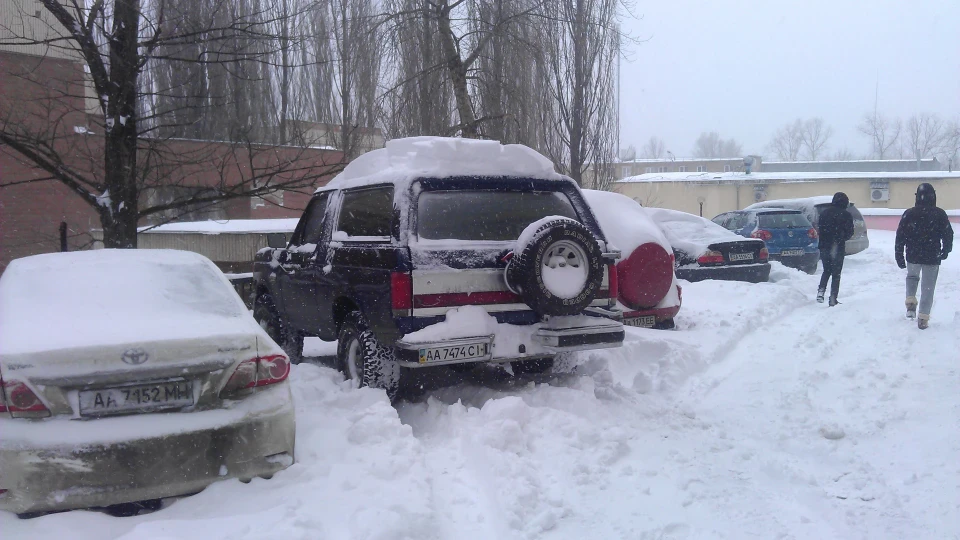 Ford Bronco металік 5.0, MB w140 5