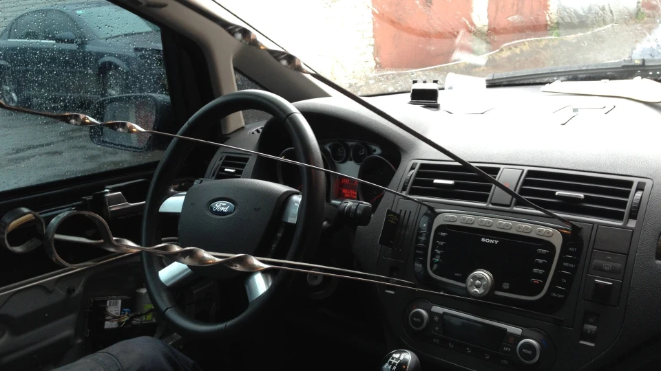 Ford C-Max 1.8 125л.с. 4