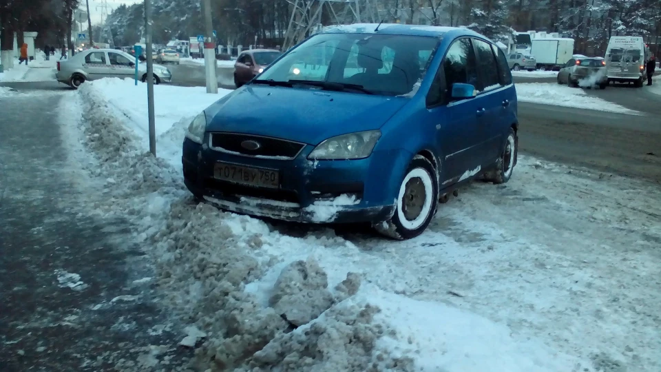 Ford C-Max 2.0 л. 145 л.с 4