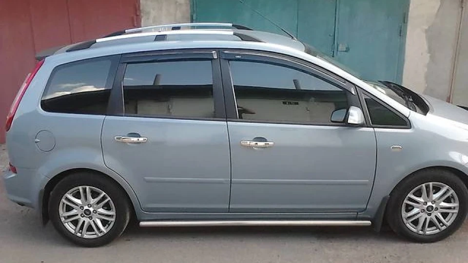 Ford C-Max Avalon 3