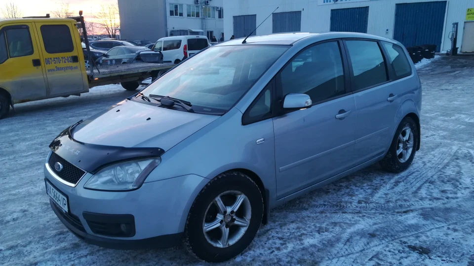 Ford C-Max Авто для сім'ї 4