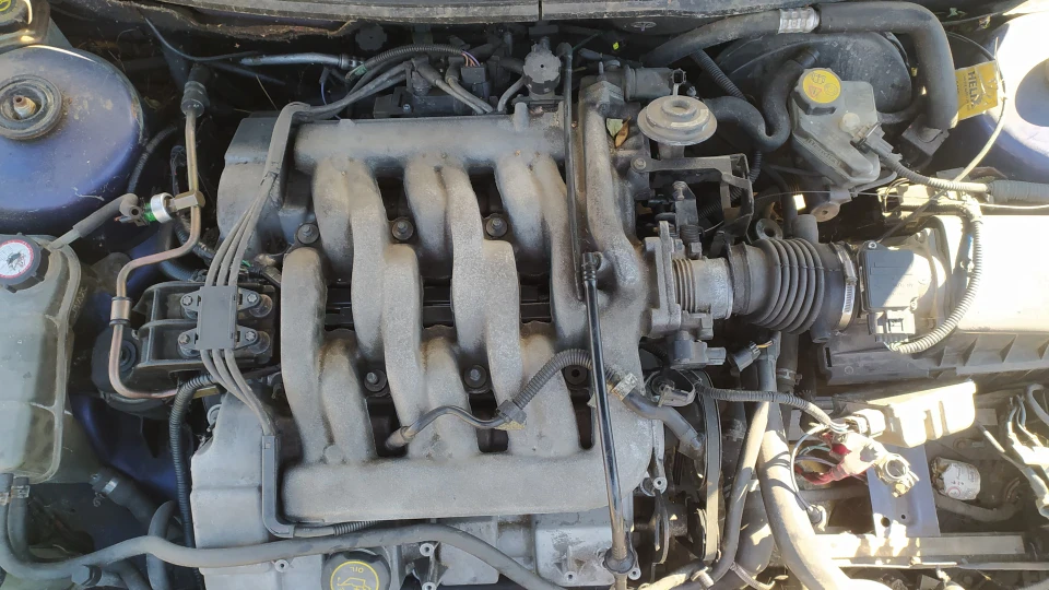 Ford Cougar запчастини 3