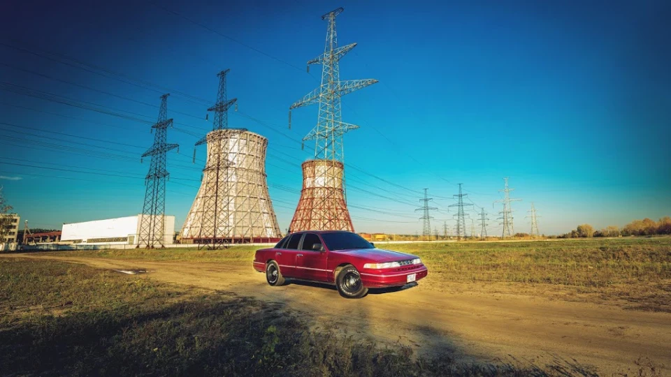 Ford Crown Victoria 4