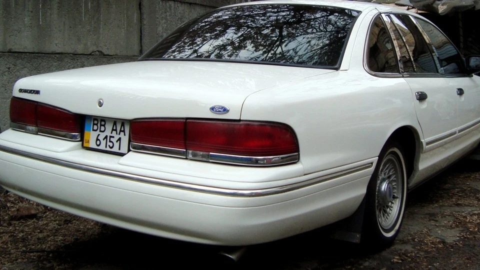 Ford Crown Victoria біла мрія 5