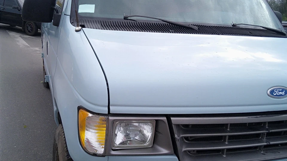 Ford E-Series 3
