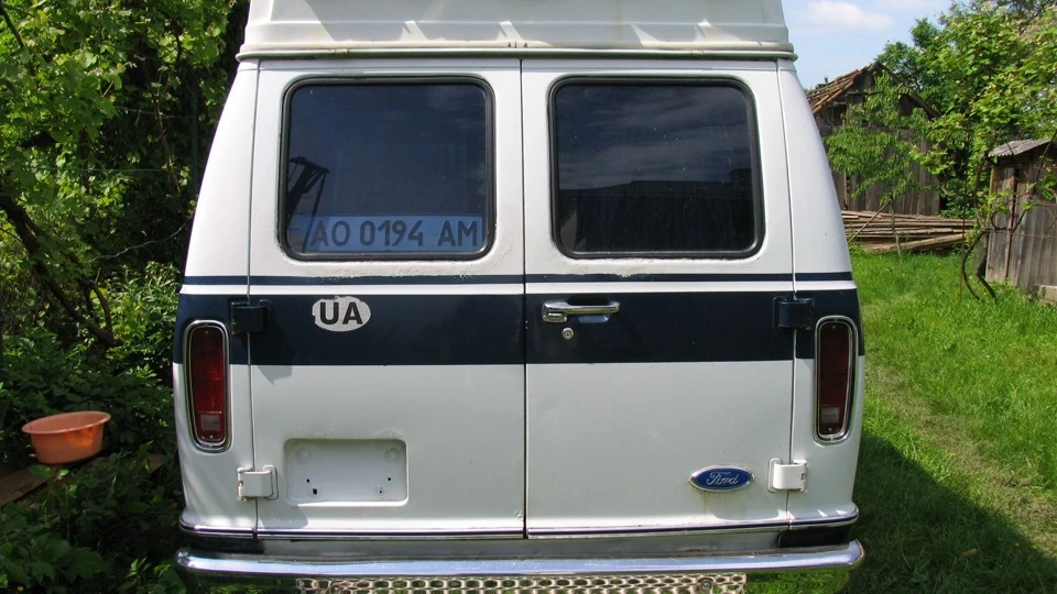 Ford E-Series 2