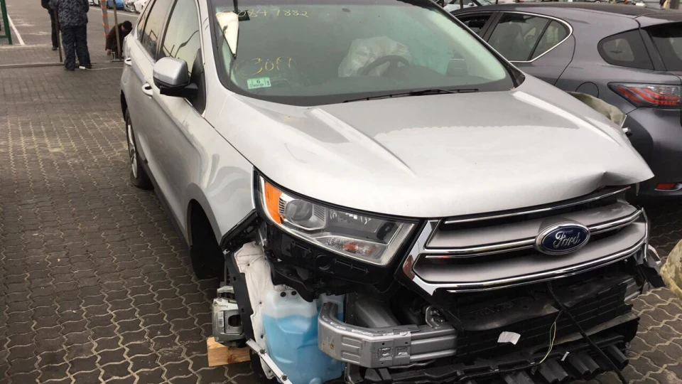 Ford Edge 3