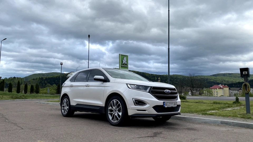 Ford Edge 2.0 Titanium 3